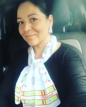 Baaalaxiileetash Long scarf